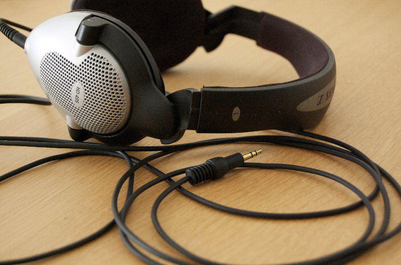 Featured image of post Sennheiser HD-495