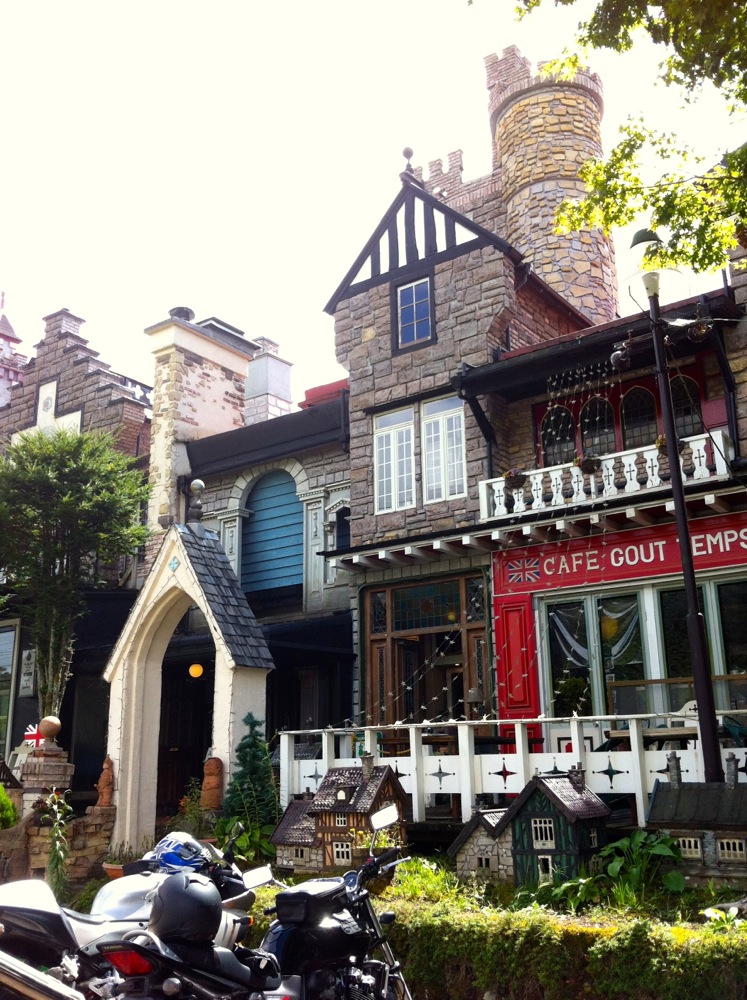 Featured image of post Izu, Skylines and Odd Tea Shops